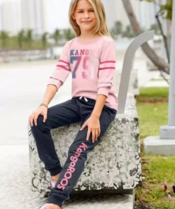 KangaROOS Sweathose mit Glitzerdruck am Bein 13 KangaROOS Sweathose mit Glitzerdruck am Bein -KangaROOS Verkaufsladen 11b7ff17 194d 5cef a378 a67c2621ed6a