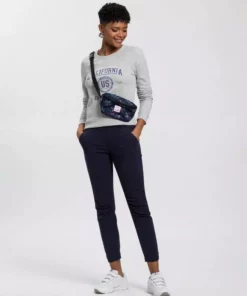 KangaROOS Sweater mit collem Frontprint im College-Look - NEUE KOLLEKTION 9 KangaROOS Sweater mit collem Frontprint im College-Look - NEUE KOLLEKTION -KangaROOS Verkaufsladen 193d7711 ed48 5cb9 9b0a 00cc97a890c8