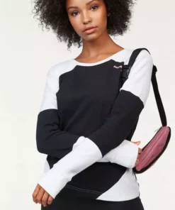 KangaROOS Sweatshirt im modischen Color-Blocking Koralle-grau, Hellt&uuml;rkis-ecru, Schwarz-wei&szlig; -KangaROOS Verkaufsladen 21381357