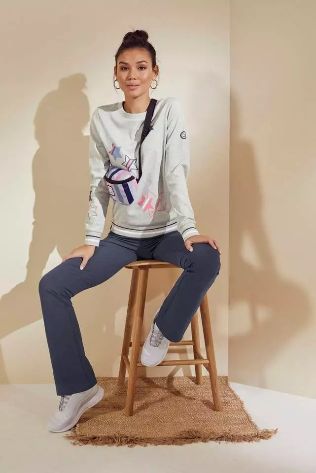 KangaROOS Sweater mit süßen Sternchen-Drucken Hellgrau-meliert, Marine-bedruckt, Schwarz 7 KangaROOS Sweater mit süßen Sternchen-Drucken Hellgrau-meliert, Marine-bedruckt, Schwarz – Bild 7