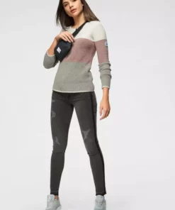 KangaROOS Rundhalspullover aus Loop-Garn im besonderen Blockstreifen -KangaROOS Verkaufsladen 30768502