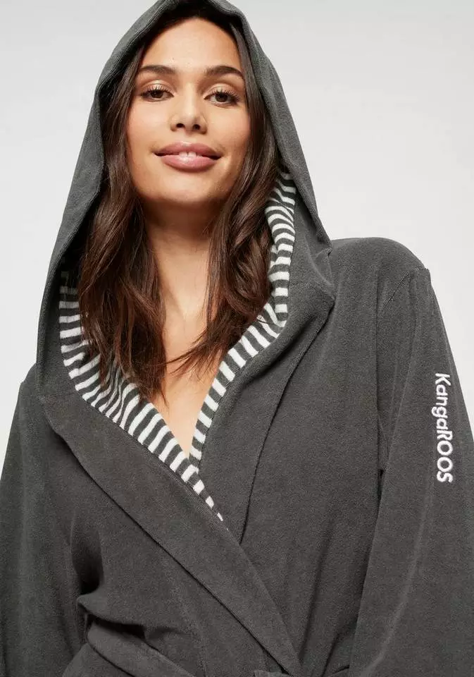 Damenbademantel »Dalia«, KangaROOS, außen Unifarben und innen mit Streifen Anthrazit-weiß, Blau-weiß, Beere 3 Damenbademantel »Dalia«, KangaROOS, außen Unifarben und innen mit Streifen Anthrazit-weiß, Blau-weiß, Beere – Bild 3