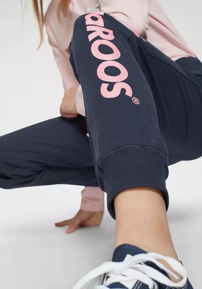 KangaROOS Sweathose mit Glitzerdruck am Bein 4 KangaROOS Sweathose mit Glitzerdruck am Bein – Bild 4