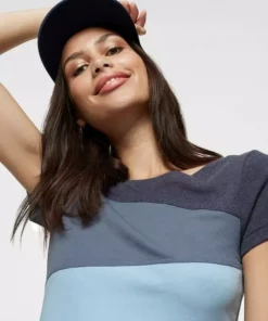 KangaROOS T-Shirt mit Colorblocking-Design Altrosa-grau-weiß, Schwarz-grau-weiß, Blau-grau -KangaROOS Verkaufsladen 34036240