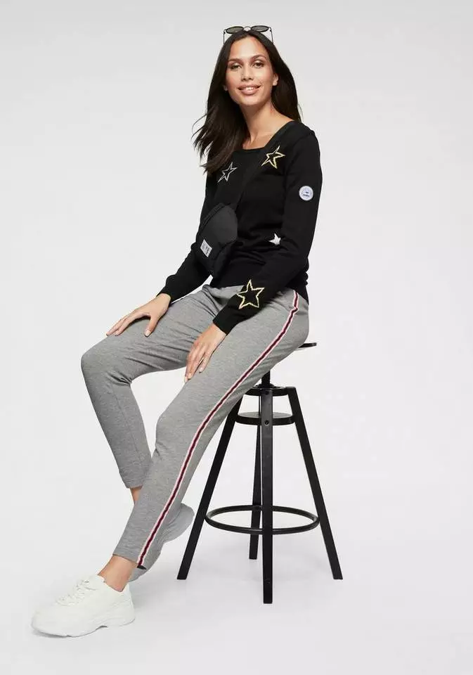 KangaROOS Rundhalspullover mit Sternen-Muster Marine, Schwarz-gelb 4 KangaROOS Rundhalspullover mit Sternen-Muster Marine, Schwarz-gelb – Bild 4