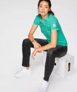 KangaROOS Poloshirt mit großem Frontdruck Schwarz-bedruckt-weiß-pink-royalblau, Marine, Grün-weiß -KangaROOS Verkaufsladen 36305711