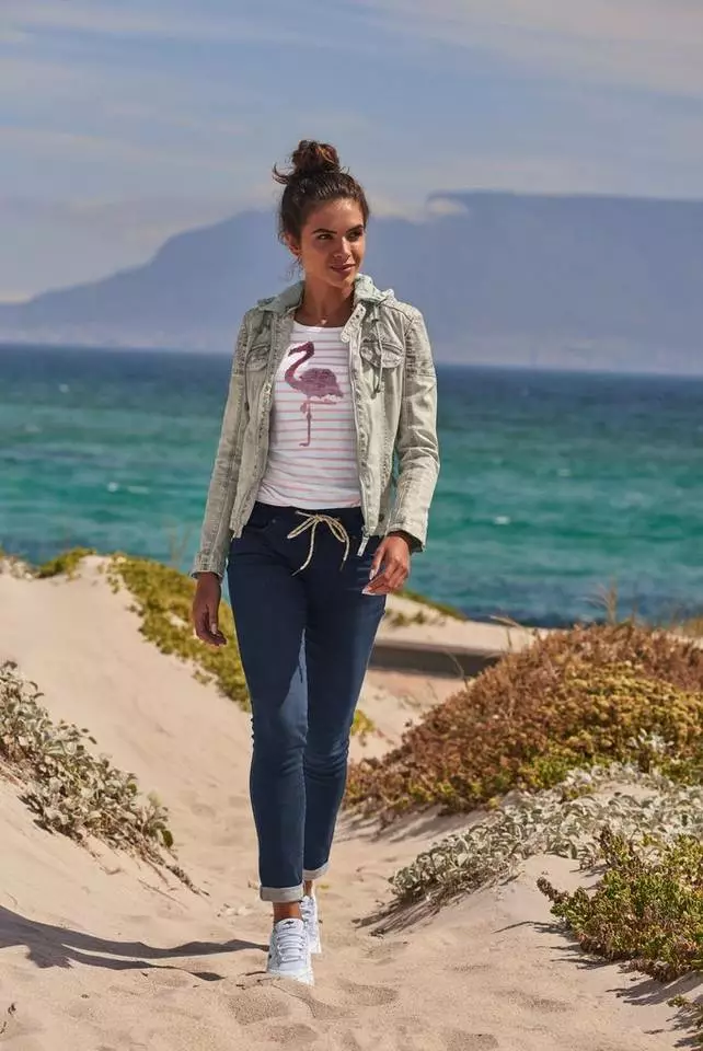 KangaROOS T-Shirt mit Wende-Pailletten Rosa-weiß, Marine-weiß 10 KangaROOS T-Shirt mit Wende-Pailletten Rosa-weiß, Marine-weiß – Bild 10