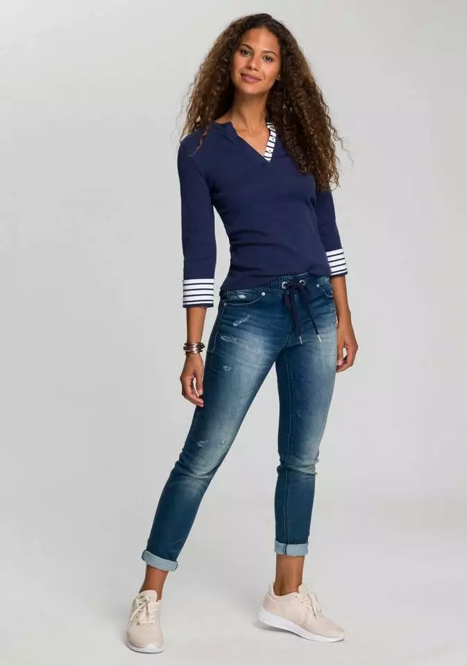 KangaROOS 3/4-Arm-Shirt mit großem Markenschriftzug am Arm Weiß-blau, Schwarz-weiß, Marine-weiß 4 KangaROOS 3/4-Arm-Shirt mit großem Markenschriftzug am Arm Weiß-blau, Schwarz-weiß, Marine-weiß – Bild 4