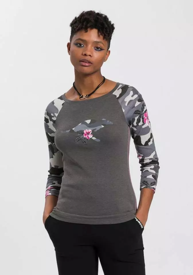 KangaROOS 3/4-Arm-Shirt mit tarnfarbenen Camouflage-Ärmeln und Front-Print Anthrazit-schwarz, Offwhite-tarnfarben 1 KangaROOS 3/4-Arm-Shirt mit tarnfarbenen Camouflage-Ärmeln und Front-Print Anthrazit-schwarz, Offwhite-tarnfarben