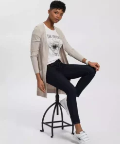 KangaROOS T-Shirt mit mythischem Frontprint - NEUE KOLLEKTION -KangaROOS Verkaufsladen 61d65fdd 7780 5a00 8f63 bb2c187c08fe