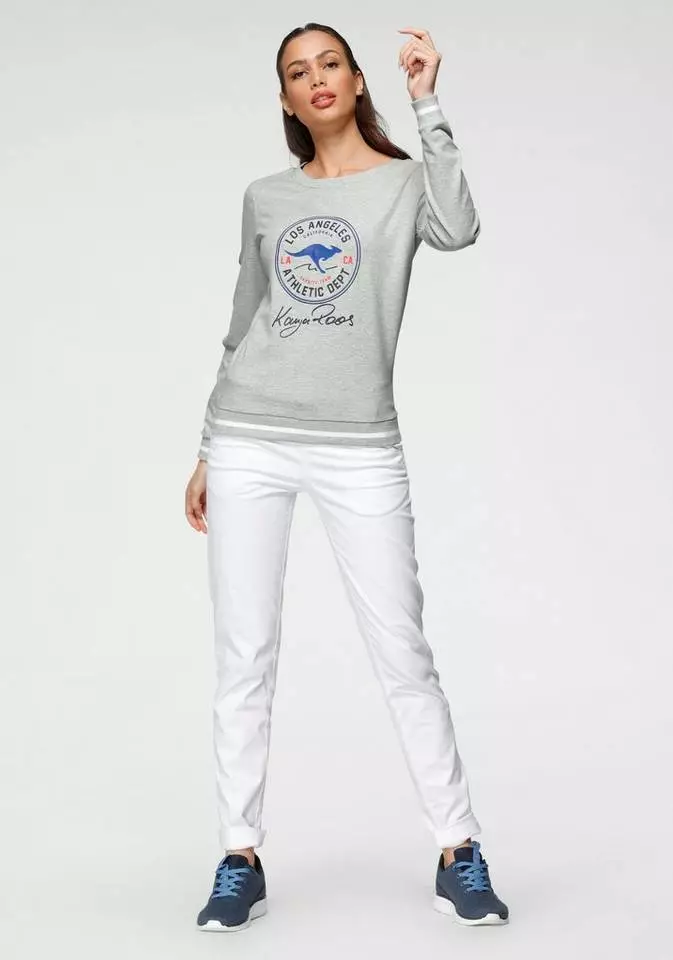 KangaROOS Sweatshirt mit großem Retro Label-Druck im Collage-Look - NEUE KOLLEKTION Hellgrau-meliert, Marine, Weiß 7 KangaROOS Sweatshirt mit großem Retro Label-Druck im Collage-Look - NEUE KOLLEKTION Hellgrau-meliert, Marine, Weiß – Bild 7