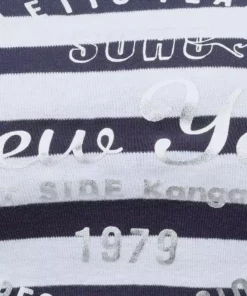 KangaROOS Kapuzenshirt mit goldschimmerndem Metallic-Print im Collage-Style Weiß-marine, Schwarz-weiß 16 KangaROOS Kapuzenshirt mit goldschimmerndem Metallic-Print im Collage-Style Weiß-marine, Schwarz-weiß -KangaROOS Verkaufsladen 6fa68d6b 9dac 5dc2 9f60 9e0c805d9a9e