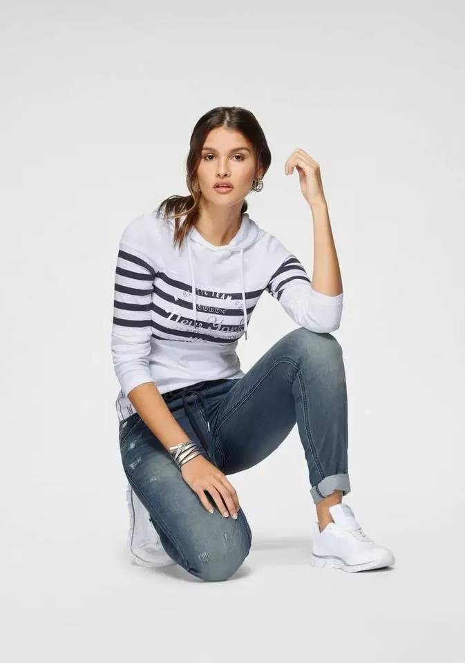 KangaROOS Kapuzenshirt mit goldschimmerndem Metallic-Print im Collage-Style Weiß-marine, Schwarz-weiß 6 KangaROOS Kapuzenshirt mit goldschimmerndem Metallic-Print im Collage-Style Weiß-marine, Schwarz-weiß – Bild 6