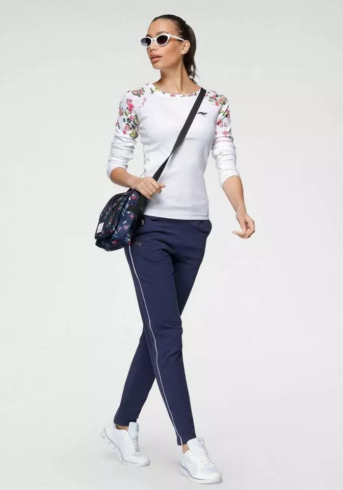 KangaROOS Langarmshirt mit floralem Druck Einsatz - NEUE KOLLEKTION Marine, Weiß 4 KangaROOS Langarmshirt mit floralem Druck Einsatz - NEUE KOLLEKTION Marine, Weiß – Bild 4