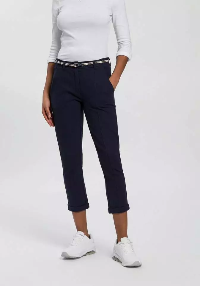 KangaROOS 7/8-Hose Jogginghose im konfektionierten Stil inklusive Gürtel - NEUE KOLLEKTION Weiß, Marine 1 KangaROOS 7/8-Hose Jogginghose im konfektionierten Stil inklusive Gürtel - NEUE KOLLEKTION Weiß, Marine