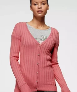 KangaROOS Strickjacke in breit geripptem Feinstrick unf Markennamen auf dem Arm - NEUE KOLLEKTION Marine, Schwarz, Rosa -KangaROOS Verkaufsladen a2dd8ac4 25b8 543c 9c31 07e9e0b121f0