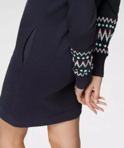 KangaROOS Sweatkleid mit trendigem Druck vorn und an den Ärmeln - NEUE KOLLEKTION -KangaROOS Verkaufsladen b30bf086 4924 5bc6 9813 8f1df48fa430