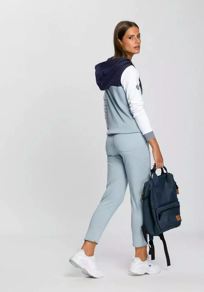 KangaROOS Jogginghose in 7/8-Länge mit Logo-Druck - NEUE KOLLEKTION Graublau, Schwarz, Marine 9 KangaROOS Jogginghose in 7/8-Länge mit Logo-Druck - NEUE KOLLEKTION Graublau, Schwarz, Marine – Bild 9