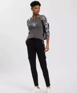 KangaROOS 3/4-Arm-Shirt mit tarnfarbenen Camouflage-Ärmeln und Front-Print Anthrazit-schwarz, Offwhite-tarnfarben 11 KangaROOS 3/4-Arm-Shirt mit tarnfarbenen Camouflage-Ärmeln und Front-Print Anthrazit-schwarz, Offwhite-tarnfarben -KangaROOS Verkaufsladen c44c0138 8218 541a b68e fde903e29c98