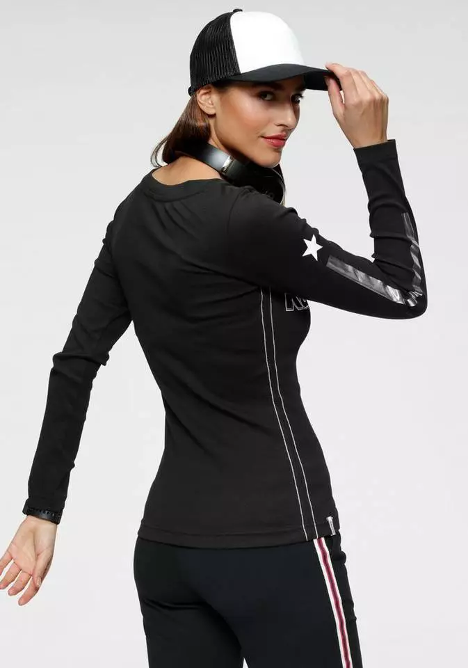 KangaROOS Langarmshirt mit Druck und Streifen am Ärmel Weiß-bedruckt-blau, Schwarz-bedruckt-silberfarben-weiß, Blau-bedruckt-weiß-silberfarben 2 KangaROOS Langarmshirt mit Druck und Streifen am Ärmel Weiß-bedruckt-blau, Schwarz-bedruckt-silberfarben-weiß, Blau-bedruckt-weiß-silberfarben – Bild 2