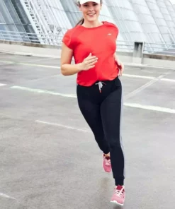 KangaROOS T-Shirt »Nachhaltige LENZING™ ECOVERO™ Viskose« Rot, Schwarz 14 KangaROOS T-Shirt »Nachhaltige LENZING™ ECOVERO™ Viskose« Rot, Schwarz -KangaROOS Verkaufsladen d68ff868 5038 5b20 be03 0ff827cc7ca6