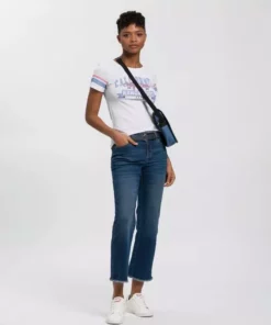 KangaROOS T-Shirt mit coolem Frontprint im College-Look - NEUE KOLLEKTION -KangaROOS Verkaufsladen e82212b7 16fd 5024 bac9 f590c04fd702