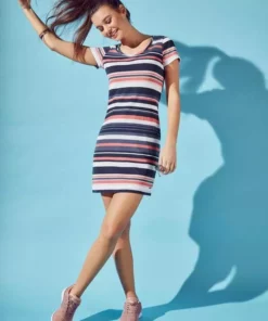 KangaROOS Shirtkleid im modischen Streifen-Design -KangaROOS Verkaufsladen f17f1cfc 9710 5c52 999d 8b80e07047c8